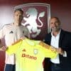 Doelman Bizot (34) maakt transfer naar Premier League-club Aston Villa