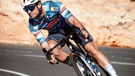Mikel Landa esboza un Giro de Italia para reconciliarse con la victoria. «Hace mucho que no levanto los brazos»