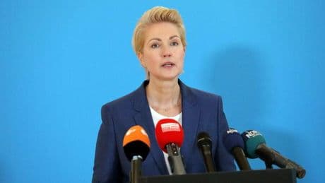 Bundesregierung: Schwesig fordert auf Ostdeutschem Wirtschaftsforum von neuer Bundesregierung Schwung für Wirtschaft