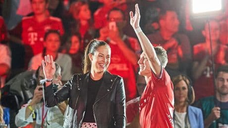 Angebliches Liebes-Aus: Schweini und Ana – Bilder einer Ehe