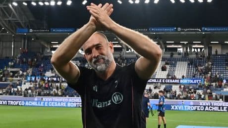 <p>Tudor si tiene il gruppo Juve: &quot;Vlahovic? Non parlo. A David gliel'ho detto, la verit&agrave; &egrave; una sola&quot;</p>