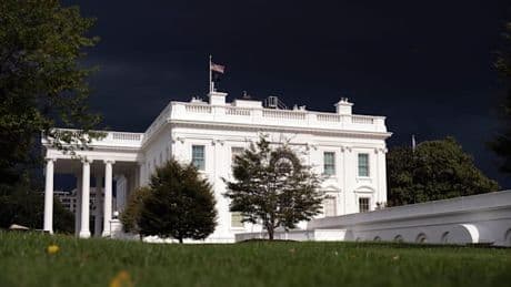 Die Welt blickt auf Washington