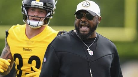 Rudolph happy to be back in Pittsburgh despite Rodgers distractions