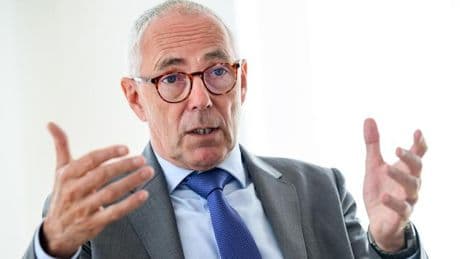 Arbeitsproduktivität: DIHK-Chef plädiert für Streichung von Pfingstmontag als Feiertag