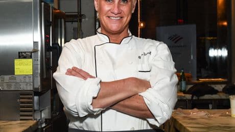 Anne Burrell, Chef and Food Network Star, Dies at 55
