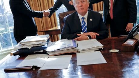 Trump dice que quiere ver "qué sucede" en la reunión bilateral entre Zelenski y Putin