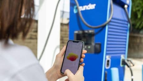 Zunder se alía con Repsol para integrar en Waylet su red de más de 1.200 estaciones de carga ultrarrápida en España