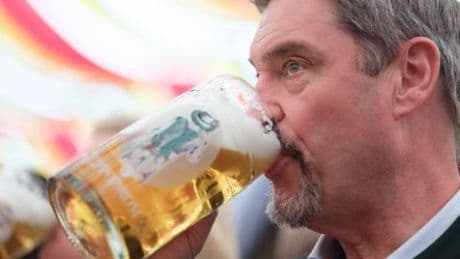 Streit über Industrie-Vergleich: Lieber eine »Dame ohne Unterleib« als Markus Söder mit Wurst – Kommentar
