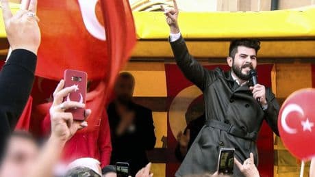 Film über türkische „Graue Wölfe“: „Denen hacken wir die Köpfe ab“