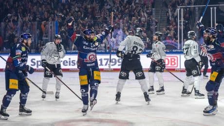 Eishockey: Eisbären Berlin sind wieder deutscher Meister