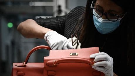 À l'opposé de LVMH, Hermès confirme son implantation en France avec l'ouverture d'un nouvel atelier en Normandie
