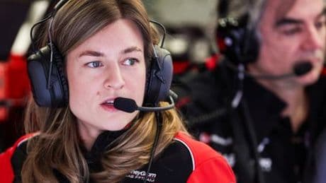 Formel-1-Renningenieurin Laura Müller: Die Fahrer-Flüsterin