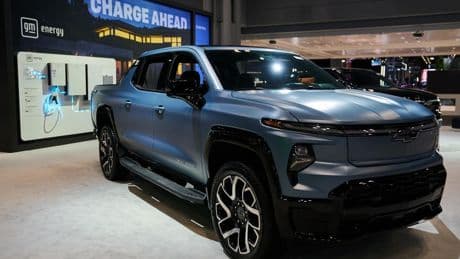 GM’s New Battery Will Cut The Cost Of Its Electric Trucks By Over $6,000