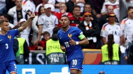Thuisfavoriet Duitsland vierde in Nations League, Frankrijk wint troostfinale