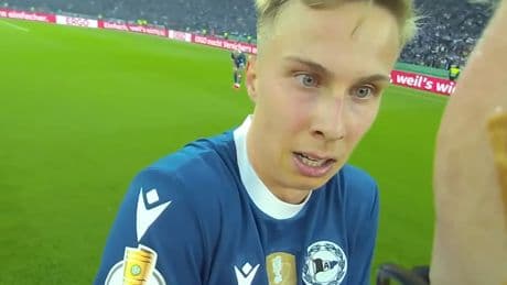 So nah war noch keiner dran! - Schiri-Cam zeigt hitzige DFB-Pokal-Pöbeleien
