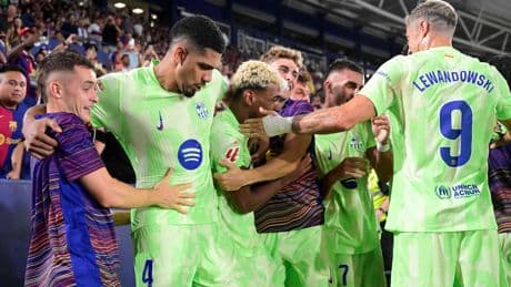 Frenkie de Jong niet bij selectie FC Barcelona, Catalanen halen kunststukje uit zonder Nederlander