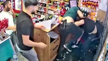 Esenyurt'taki tekel bayii cinayetinde karar: 4 sanığa 2'şer kez müebbet hapis
