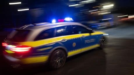 Bis zu 160 km/h: Autofahrer liefert sich wilde Verfolgungsjagd
