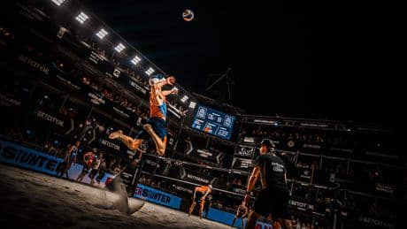 Hip Nederlands beachvolleybalconcept ’King of the Court’ is wereldhit: ’Een beleving aanbieden’
