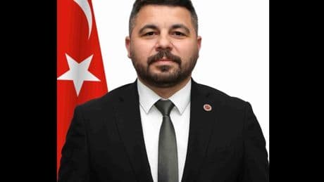 CHP'den istifa eden Beykoz Belediye Meclis Üyesi AKP'ye katıldı