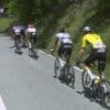 LIVE GIRO. Van Aert nestelt zich na mislukte aanvalspogingen achterin peloton, ruime kopgroep met onder meer Van Baarle en Kelderman bemachtigt voorsprong