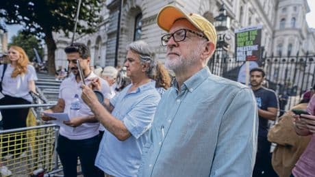 Großbritannien | Corbyns neue Partei: Auf Anhieb 600 000 Unterstützer