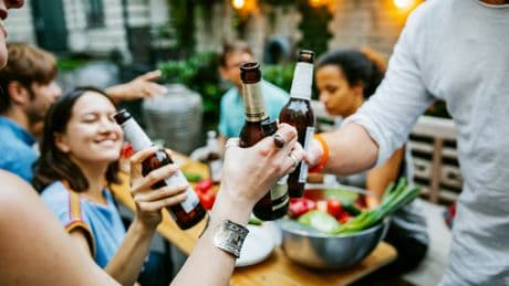 Alkoholfreies Bier im Test: Warsteiner überzeugt bei Stiftung Warentest