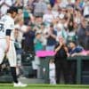Raleigh's 39th home run leads Mariners to snap Brewers' 11-game win streak