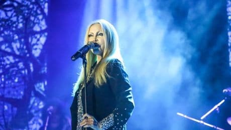 Patty Pravo: «Elodie sa cantare, basta polemiche e lasciatela in pace. Un film su di me? Nessuna è in grado di interpretarmi»