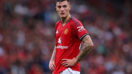 Manchester United told £74m signing will ‘struggle’ until they fix problem position