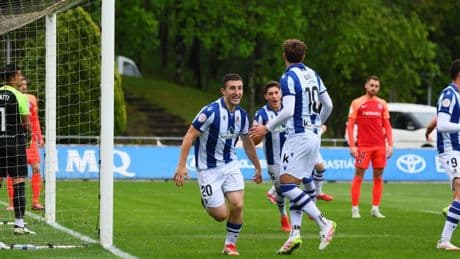 El Sanse sobrevive a la reacción del Andorra y a la roja de Goti para abrir brecha por el playoff (2-1)