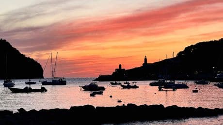 Mallorca: Kleinflugzeug stürzt am Port de Sóller ab
