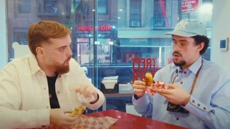 La hamburguesa favorita de Bad Bunny que ha dado de probar a Ibai Llanos: &quot;Esto es cebolla, hamburguesa, queso y ya está&quot;
