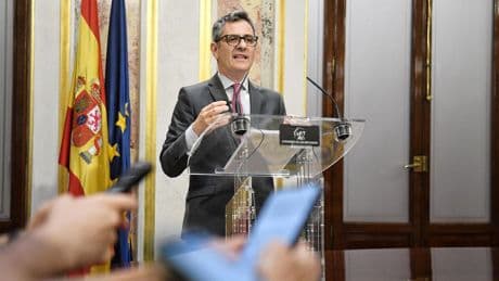 El juez Peinado manipula por tercera vez un testimonio y eleva al Tribunal Supremo su causa contra el Gobierno