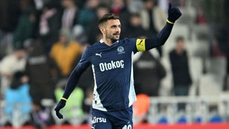 Fenerbahçeli Dusan Tadic, kendisine yöneltilen eleştirilere cevap verdi: Böyle bir ortamda futbol oynuyoruz