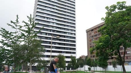 La UPV/EHU instalará su clínica odontológica social en la nueva torre de Panera en Bilbao