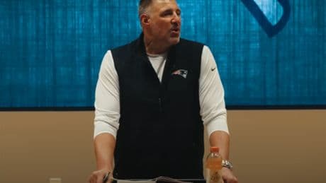 Mike Vrabel uninterested in Patriots’ disastrous 2024 campaign: ‘Why the f–k would I care’