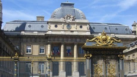 France: la justice s'oppose à l'extradition de l'indépendantiste kabyle Aksel Bellabbaci en Algérie