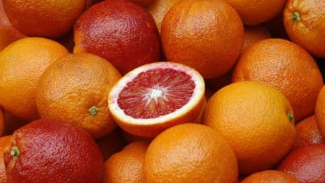 Vitamin-Power: Blutorangen oder Orangen – welches Obst hat mehr zu bieten?