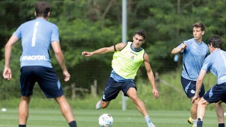 La Real cierra la primera semana de pretemporada con esfuerzo, intensidad y goles, pero sin Zakharyan