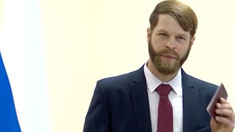 Live im Fernsehen – US-Bürger gibt Spionagetätigkeit für Russland öffentlich zu