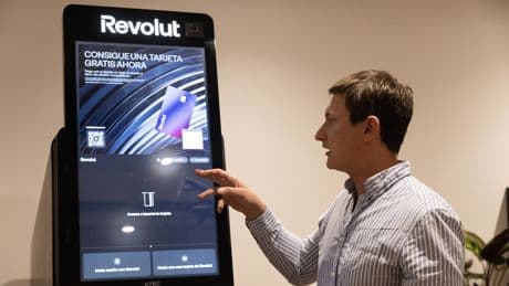 Revolut instalará 200 cajeros en España en dos años