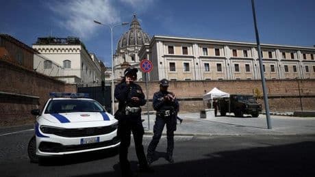 El Vaticano se aísla para el cónclave: sellos de plomo, sistemas anti-hackers y sin señal telefónica
