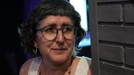 Montse Albets gana el Premi Llibreter 2025 con la novela Només terra, només pluja, només fang’