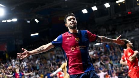 5-3: El Barça golpea primero en la final y exhibe poderío ante Cartagena