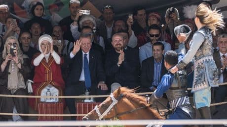 Cumhurbaşkanı Erdoğan'dan festival ziyareti