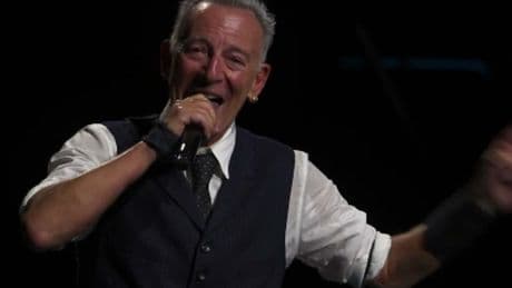 Bruce Springsteen arranca la gira que le traerá a Euskadi con críticas a Trump: «Mi hogar está en manos de una administración corrupta»