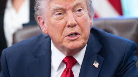 Trump applies more pressure on Zelensky to reach Russia-Ukraine ceasefire