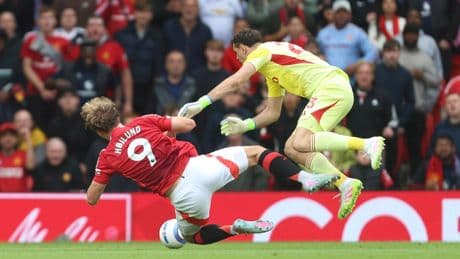Emi Martinez’s Aston Villa ‘farewell’ ends in disgrace as he’s SENT OFF for ‘dumbest ever’ foul on Man Utd’s Hojlund