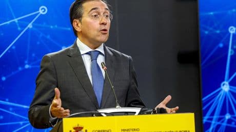 El Gobierno defiende su &quot;compromiso absoluto&quot; con la oficialidad del catalán, gallego y euskera en la UE